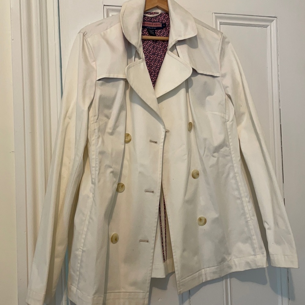 Vineyard Vines ivory coat L